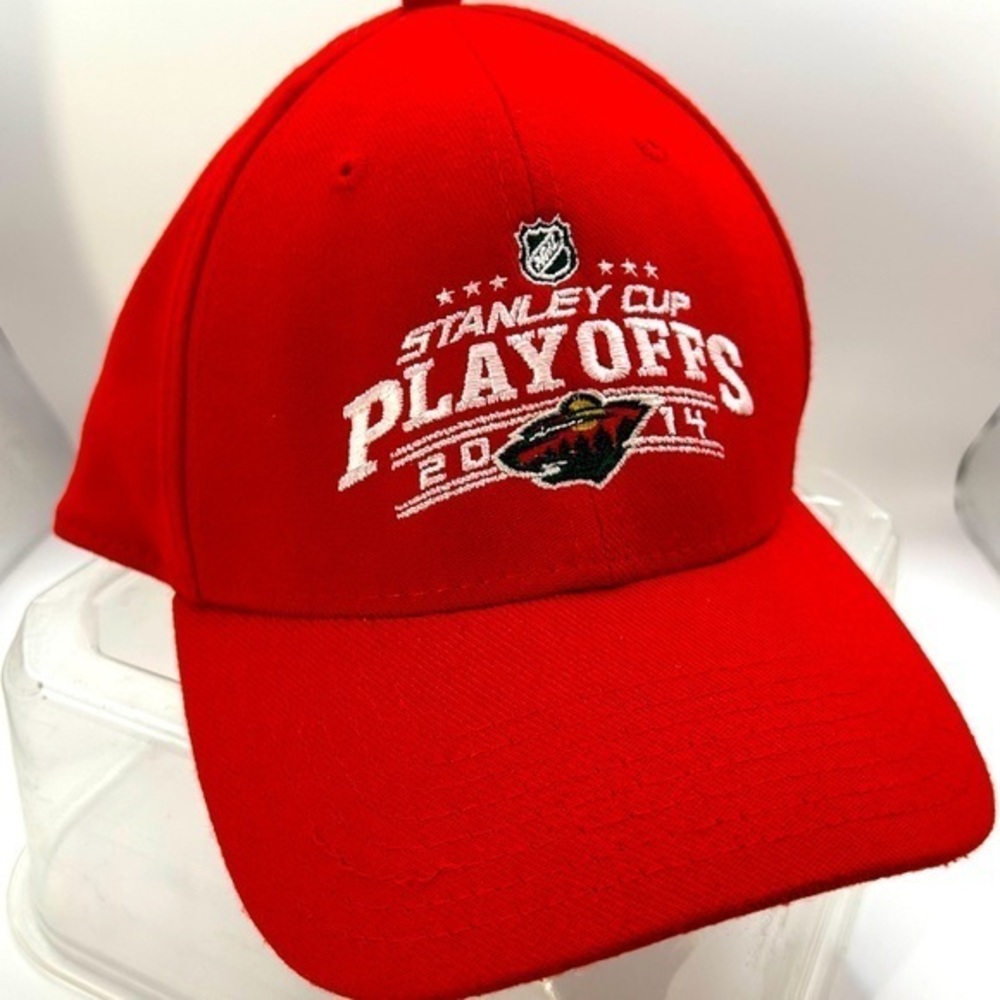 Minnesota Wild Stanley Cup Playoffs 2014 ball cap. Medium-Large. Hockey. New Era